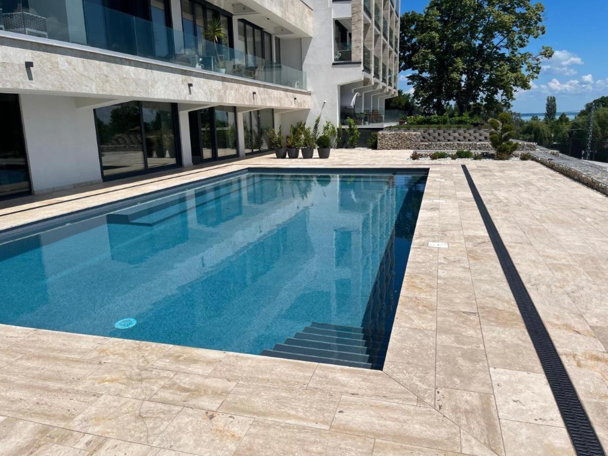 Panorama Deluxe Apartments - Pool & Free Parking Alsóörs Εξωτερικό φωτογραφία