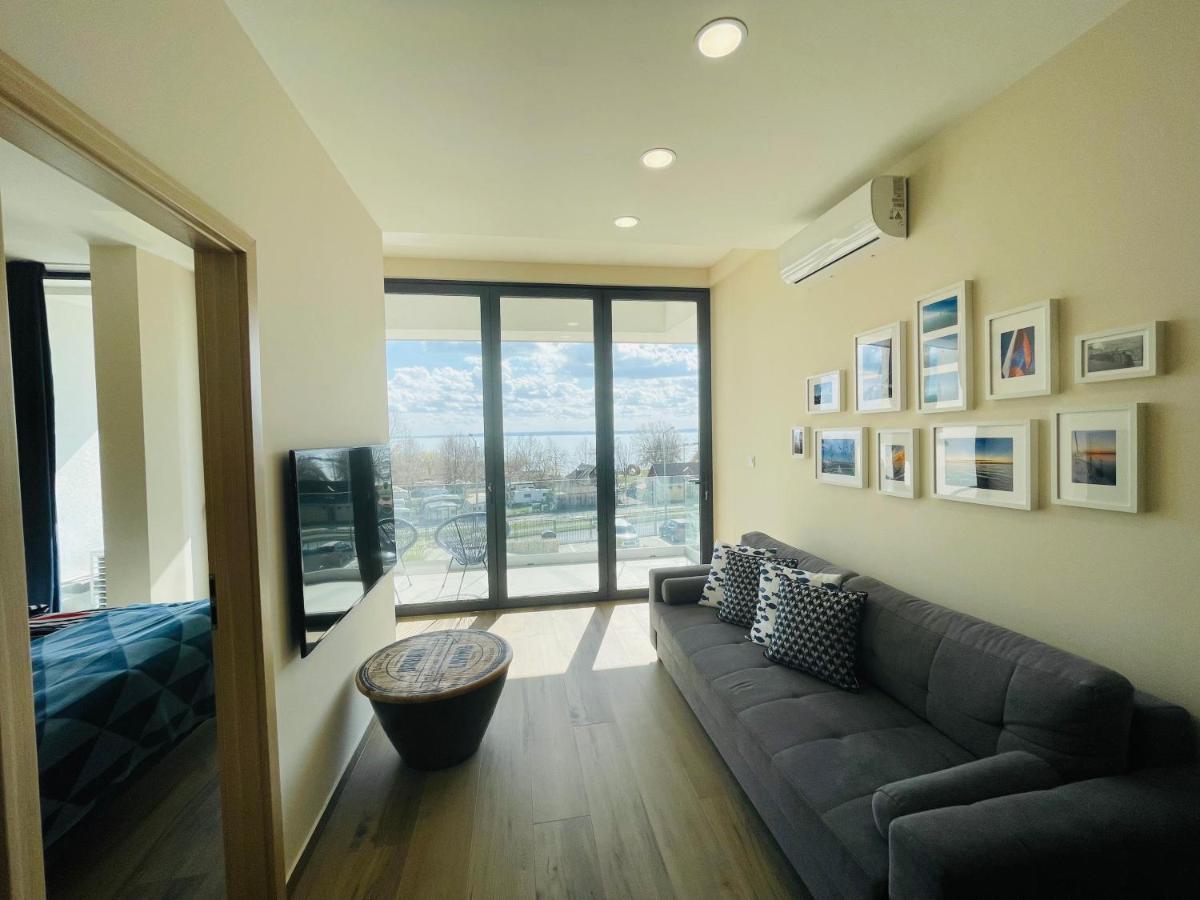 Panorama Deluxe Apartments - Pool & Free Parking Alsóörs Εξωτερικό φωτογραφία